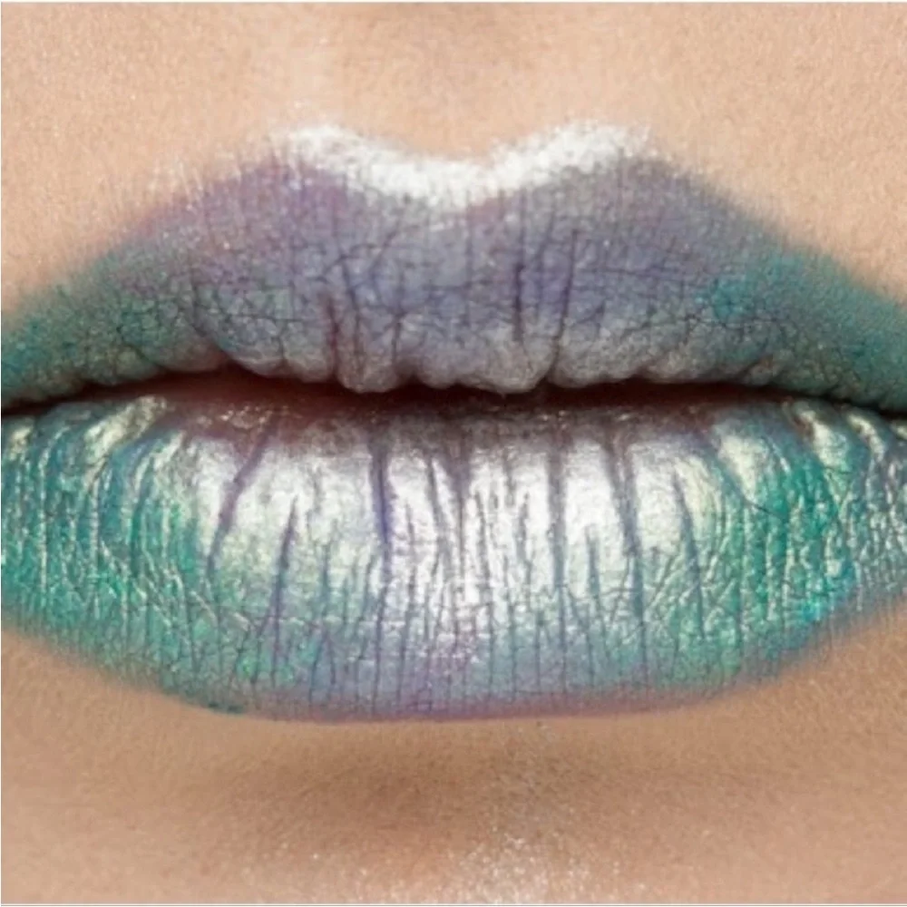 ๐ SOFT HINT a MAC FROST LIPSTICK. ** NEW IN THE BOX. FULL SIZE. - Picture 5 of 11